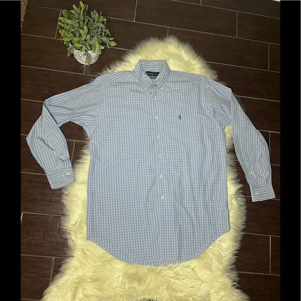Ralph Lauren classic fit button down dress shirt sz 15.5/Medium